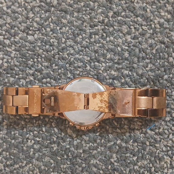 Michael Kors MK 5223 Rose gold Runway chronograph ladies watch main image 5